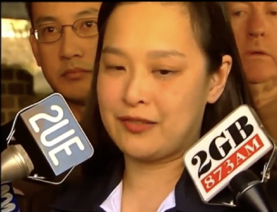 （艾米丽接受媒体采访）