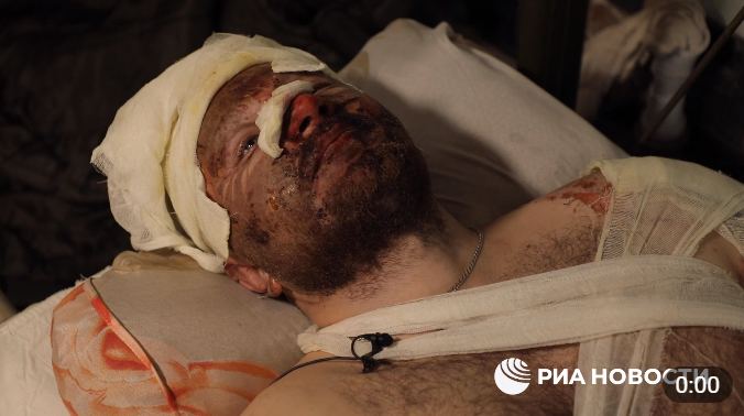 病床上的加夫里连科 截图自俄新社视频