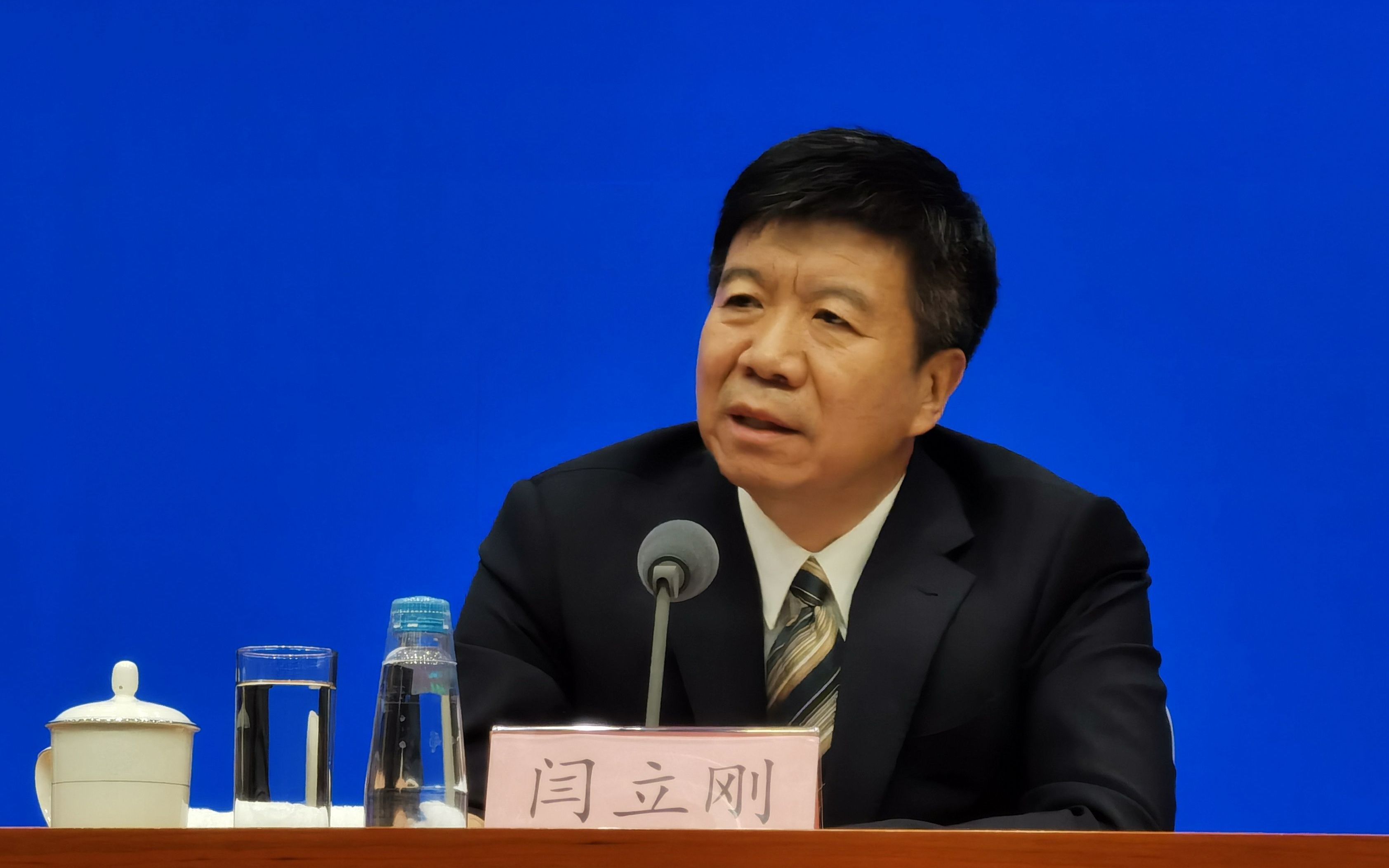 北京市商务局局长闫立刚:建设国际消费中心城市将规划新商圈布局