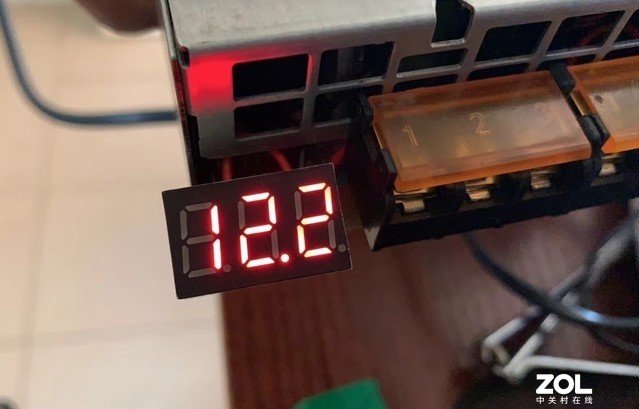 插排满了怎么办?用服务器电源DIY集中供电
