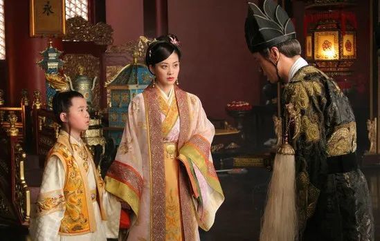 慕君如春草万历皇帝的娘亲李太后为何那么暗恋张居正