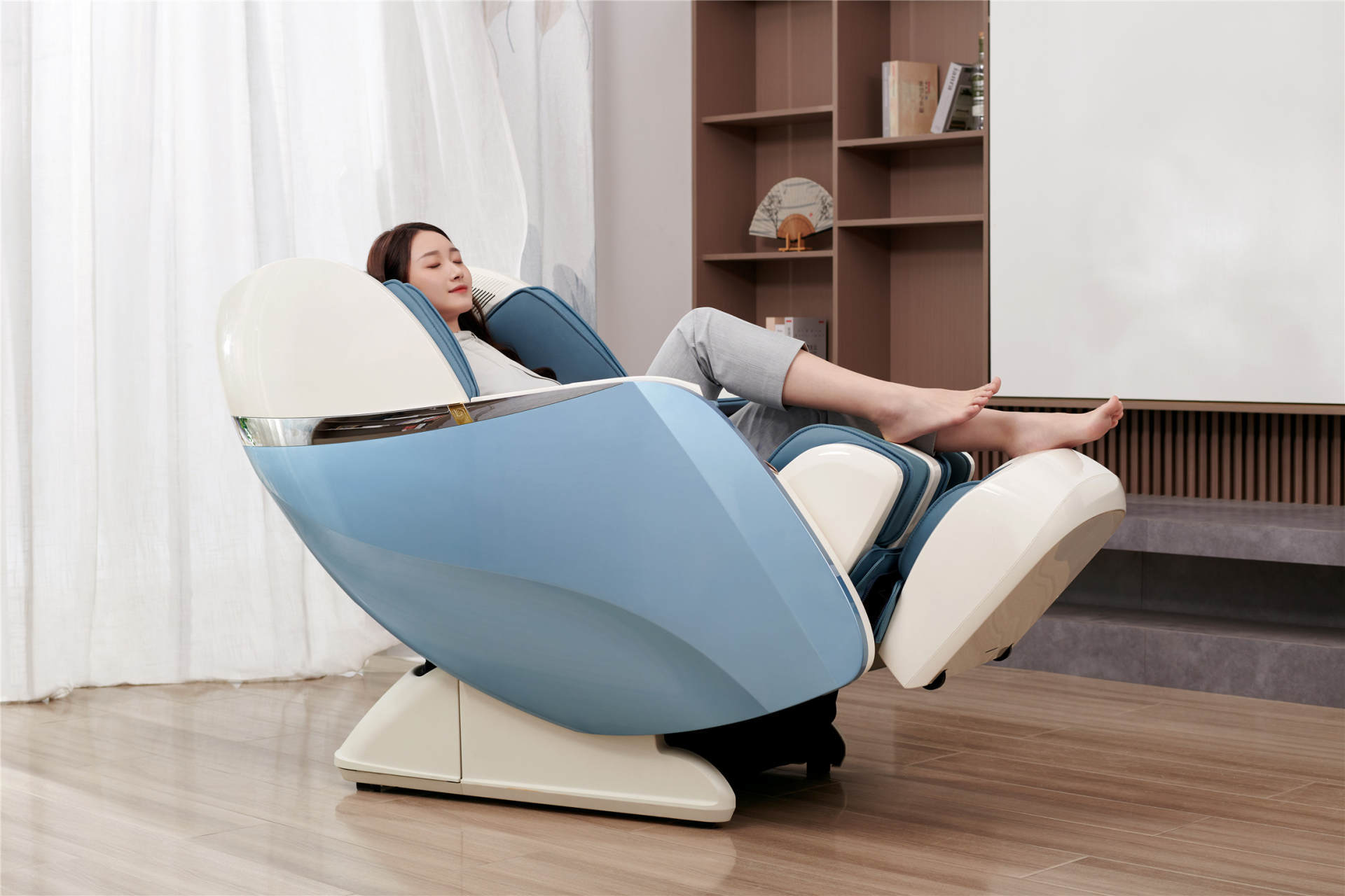手机价格万元享受，皇爵AI音律按摩椅Plus，能按摩还能助眠丨皇爵怎么样