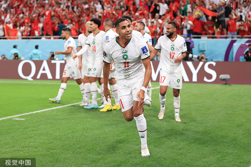 摩洛哥队2-0击败比利时。
