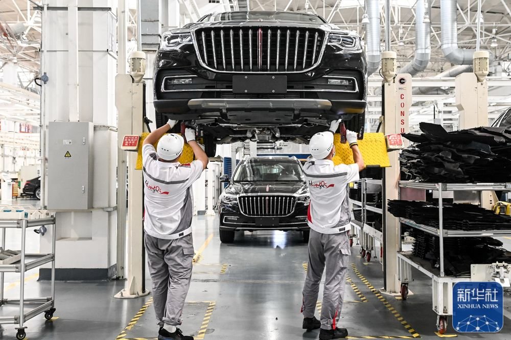 线,构建可配置订单生产模式,搭建数字孪生技术平台,一汽集团红旗工厂