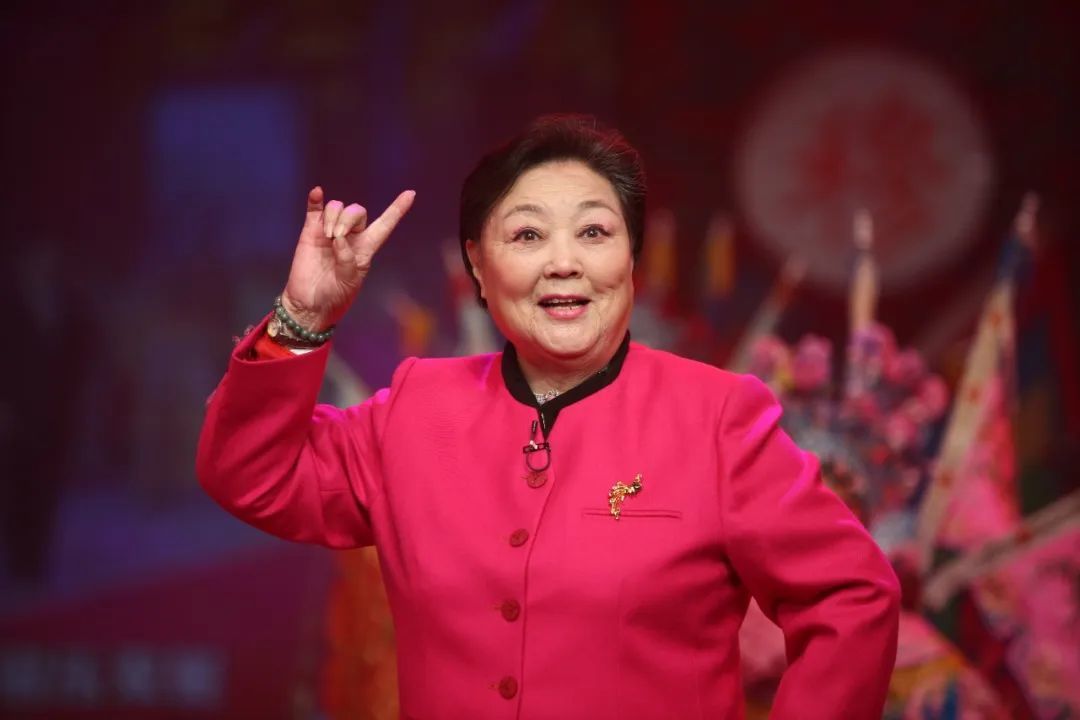 国宝级豫剧大师马金凤离世享年100周岁重温梨园穆桂英的艺术人生