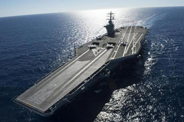 美国海军“福特”号航母