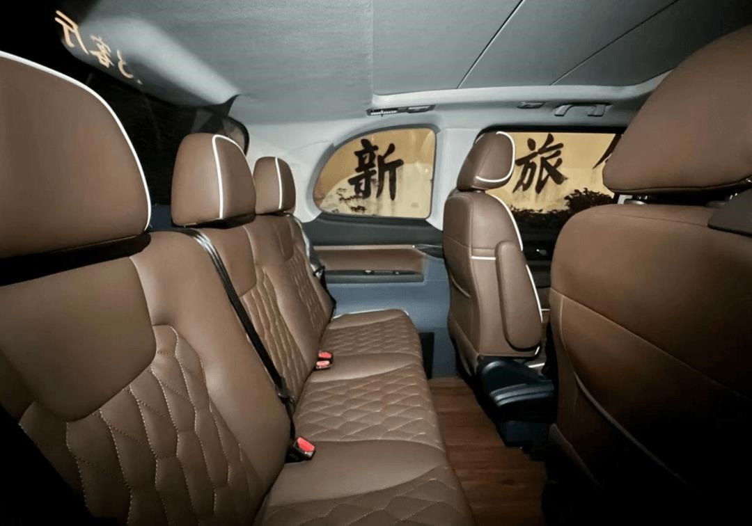 之前说了,levc tx5提供纯电和增程两套动力系统.