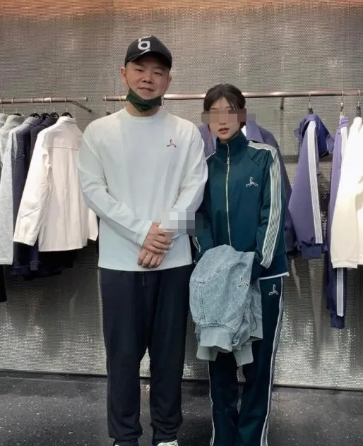 岳云鹏患脂肪瘤后暴瘦将与德云社成员上卫视春晚