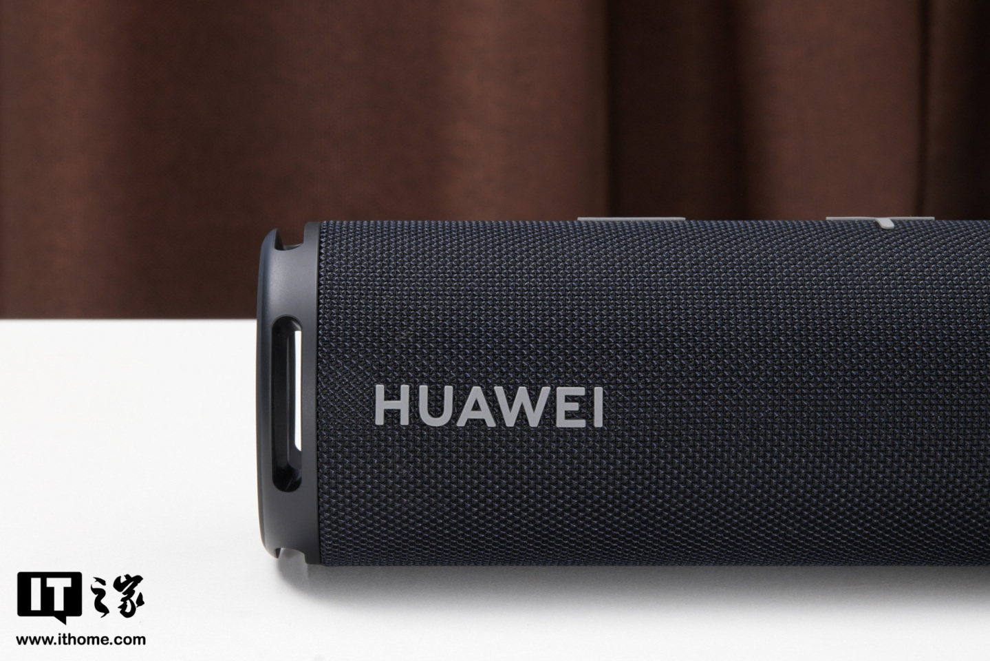 华为 Sound Joy 便携智能音箱