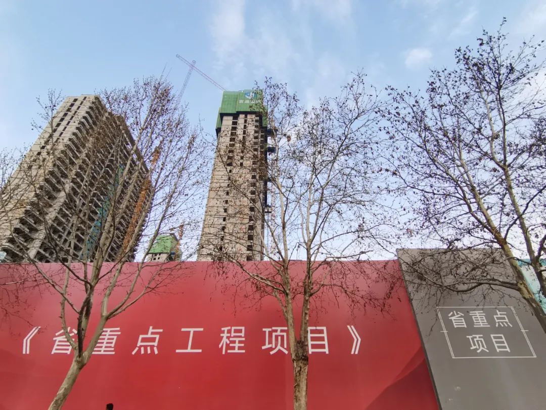 被房子“套住”的博士们：还没来得及回乡大展拳脚，便被困入牢笼_凤凰网