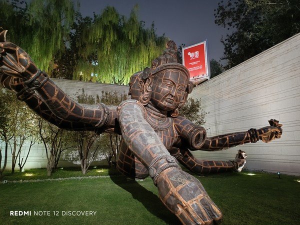 使用Redmi Note 12 探索版拍摄