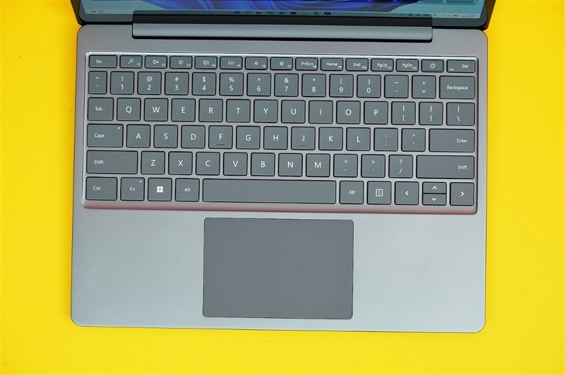 可能是6K价位下颜值最高的轻薄本!微软Surface Laptop Go 2评测