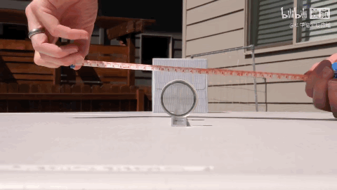 油管博主打造“隐身”设备 最低9块钱即可获得隐身斗篷 第17张-心情说说 【 图片来源:哔哩哔哩 所有者:科学脑洞反应堆 】