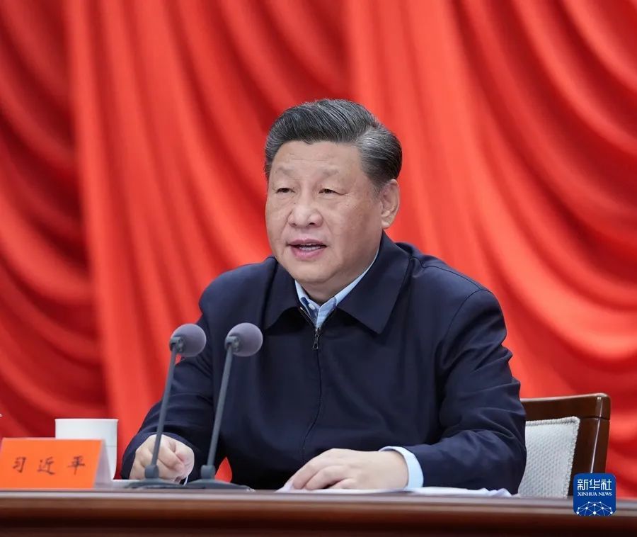 2022年3月1日，2022年春季学期中央党校（国家行政学院）中青年干部培训班在中央党校开班。中共中央总书记、国家主席、中央军委主席习近平在开班式上发表重要讲话。新华社记者 申宏/摄