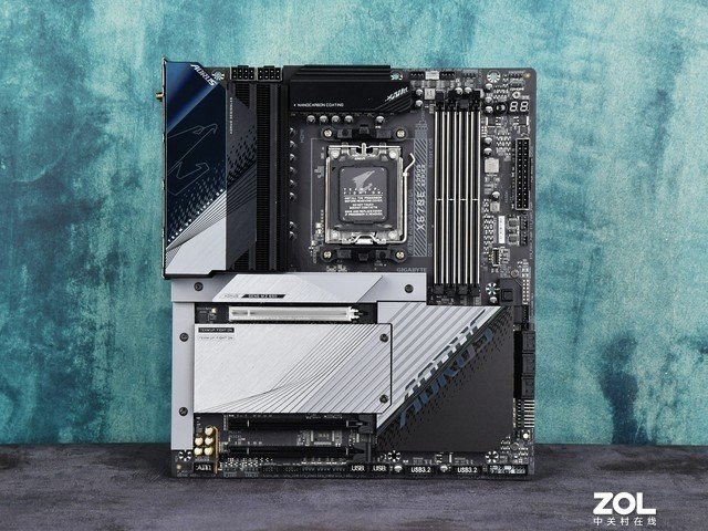 【有料评测】技嘉X670E AORUS MASTER超级雕主板评测 接口真的多
