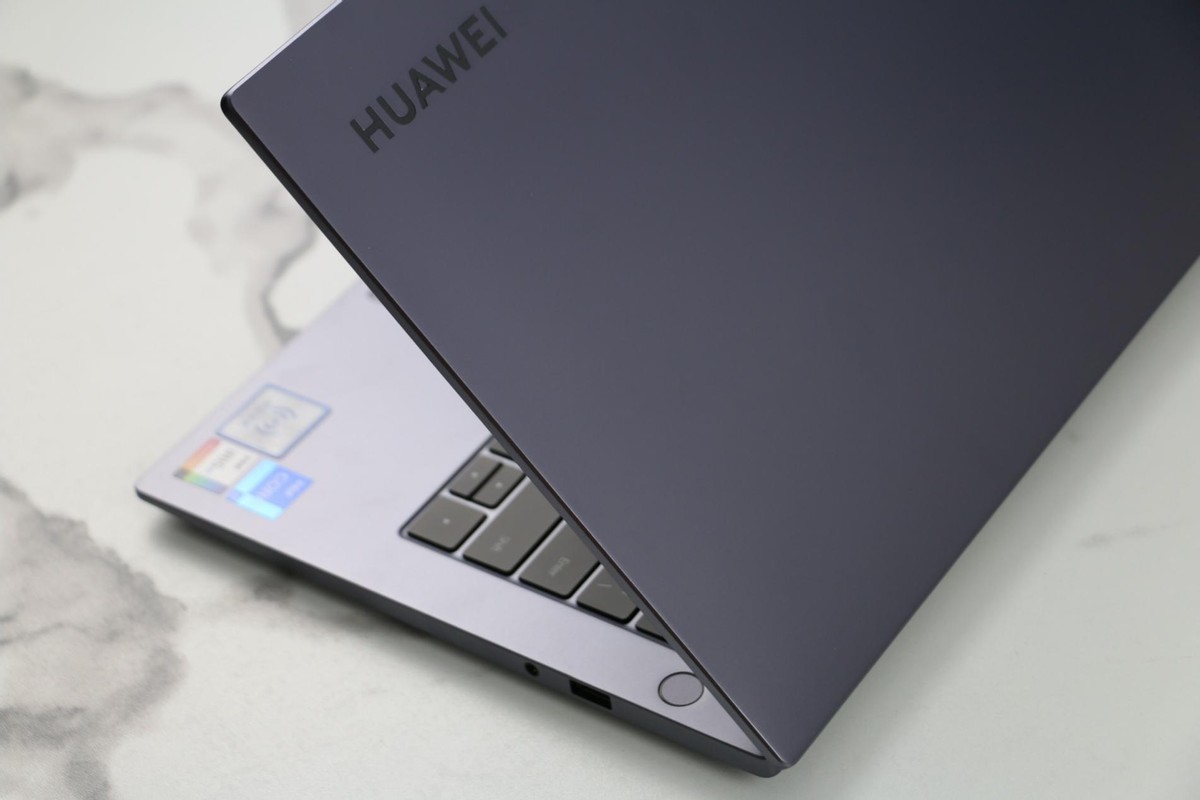 商用华为matebookb3420引领行业迈入全场景智慧体验时代