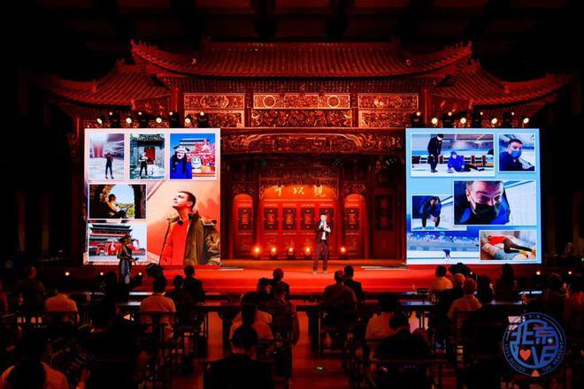 来自英国的司徒建国现场讲述他与北京冬奥的故事