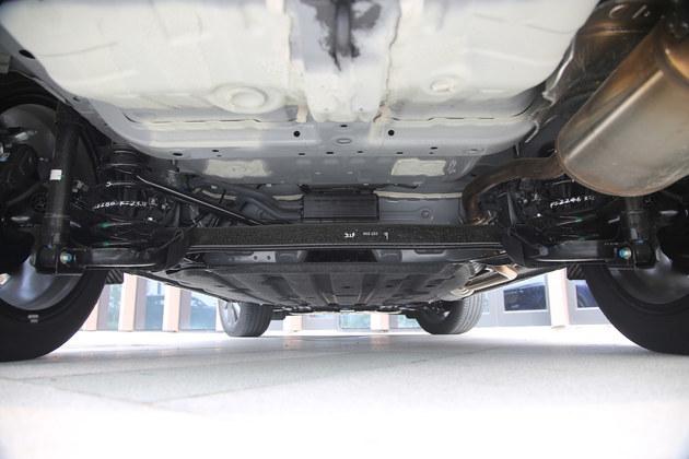 xr怎么测身高东风本田全新XR-V试驾 进化够彻底／继续卷同行儿_https://www.jmylbn.com_新闻资讯_第42张