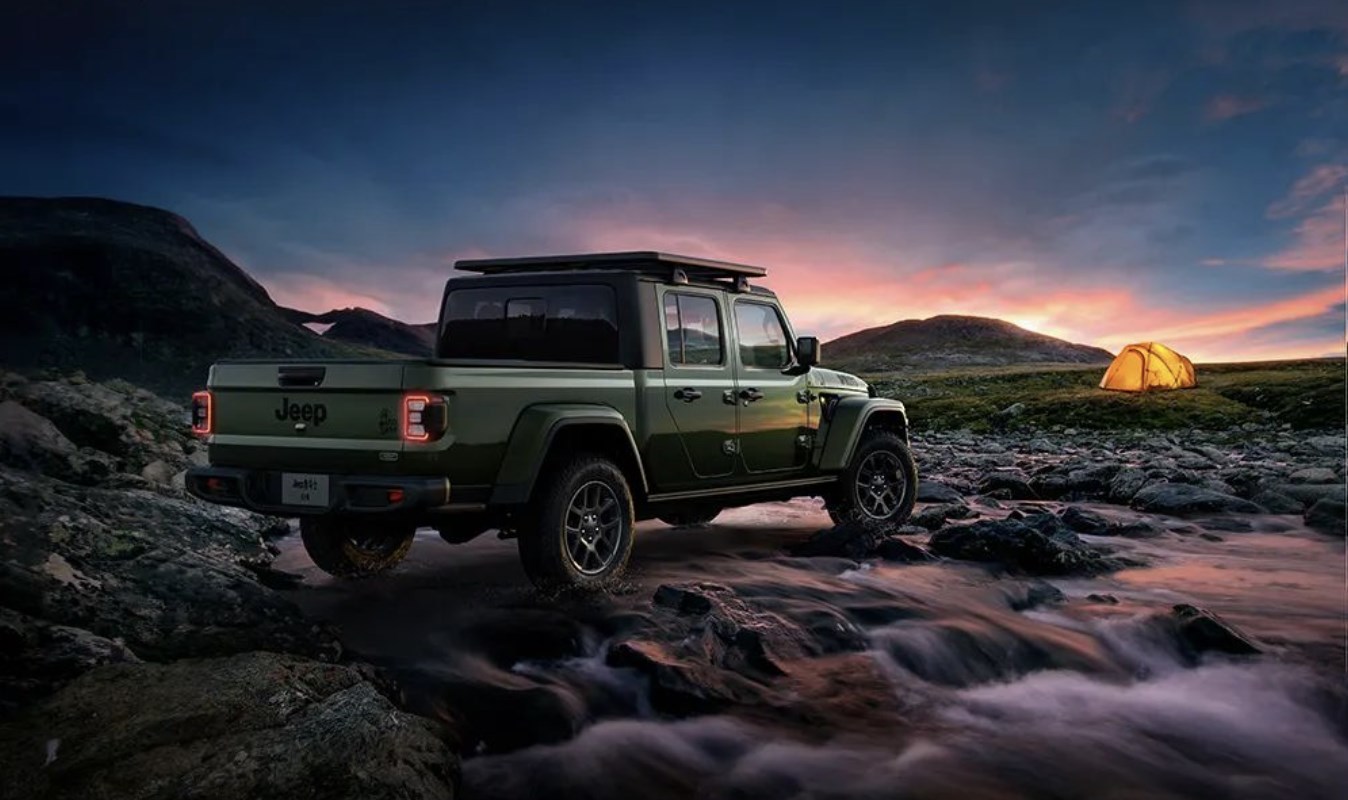 限量500辆jeep角斗士先行版售价5099万元