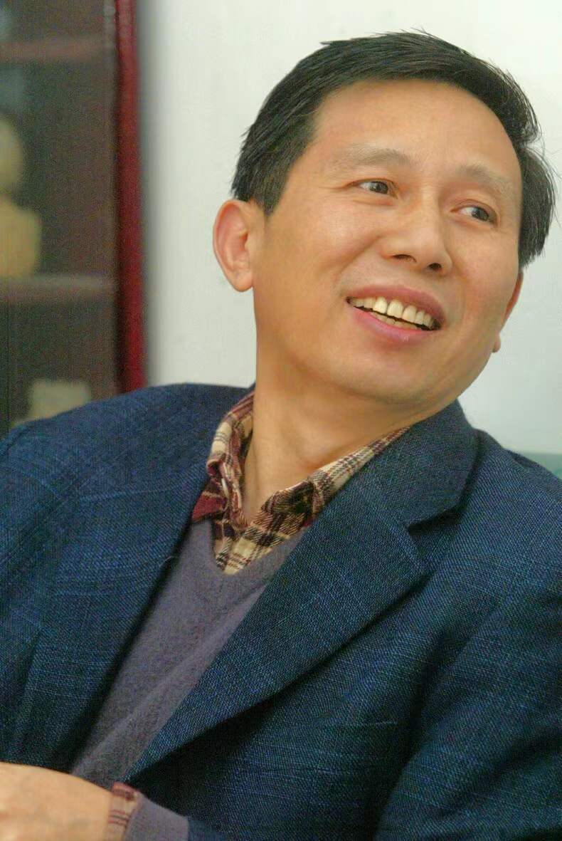 陈应松长篇小说天露湾用葡萄串起乡愁