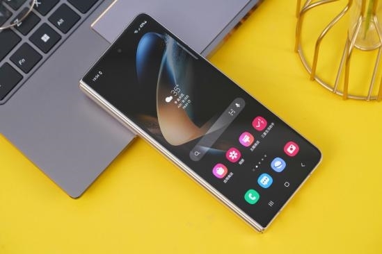 这才是成熟折叠屏该有的样子!三星Galaxy Z Fold4首发评测:生产力倍增