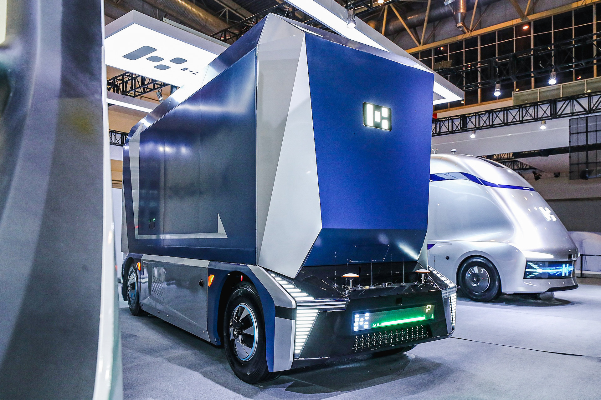 坤浪科技全新定义无人驾驶商用车_凤凰网汽车_凤凰网