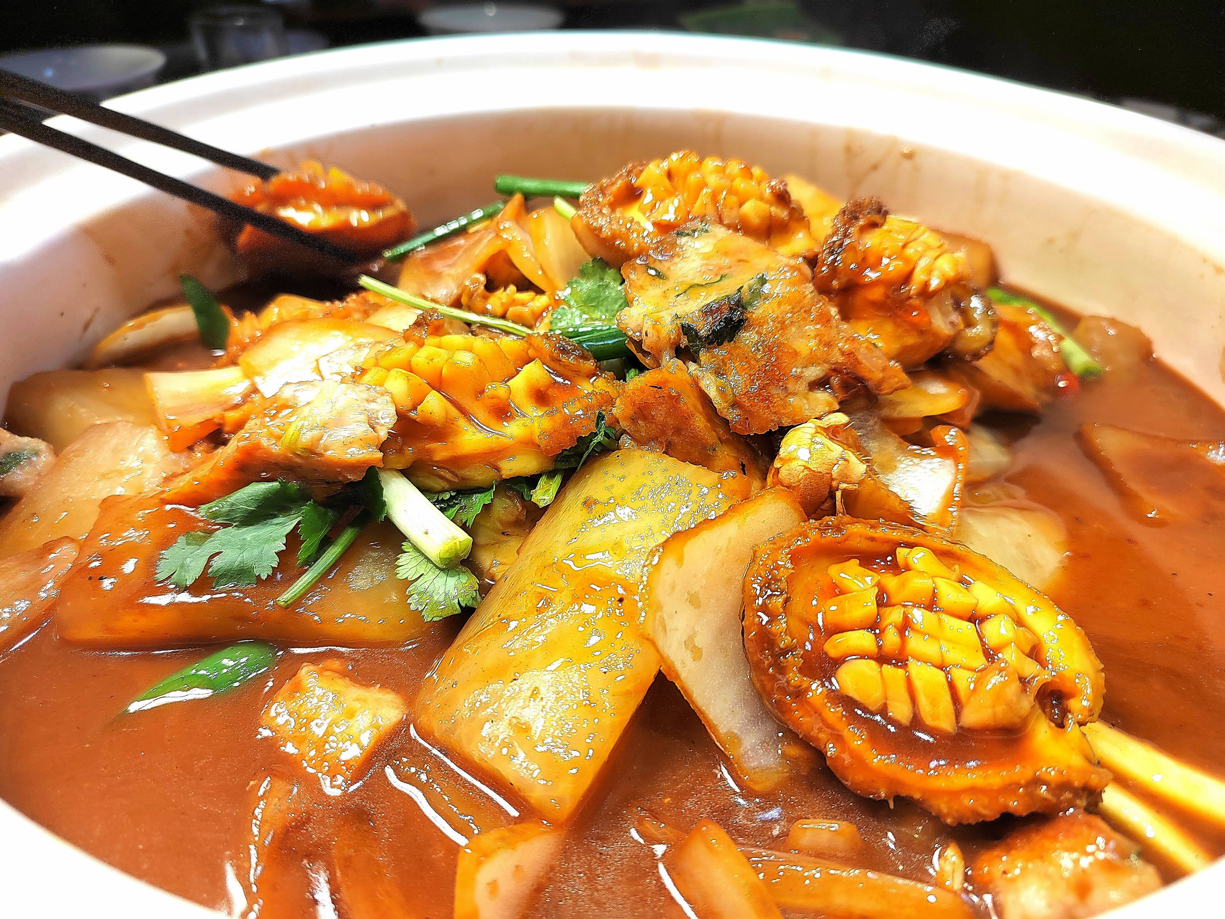 当鲍鱼与萝卜相遇，食堂的厨师脑洞大开_凤凰网