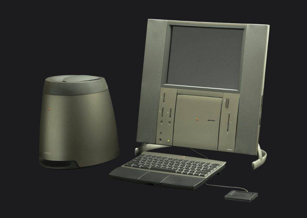 20 周年版麦金塔，图片来自：Apple Muzeum Polska