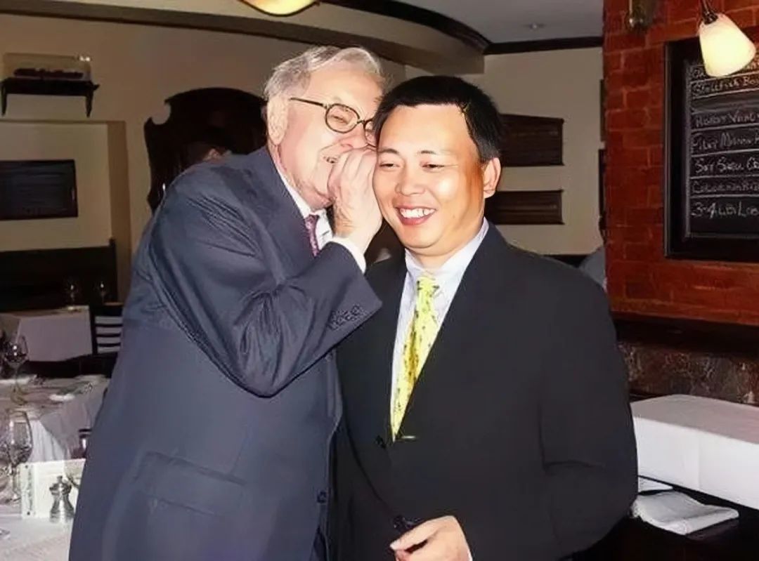 最后一届巴菲特午餐竞拍,前共餐者段永平,黄峥成商业传奇_凤凰网财经