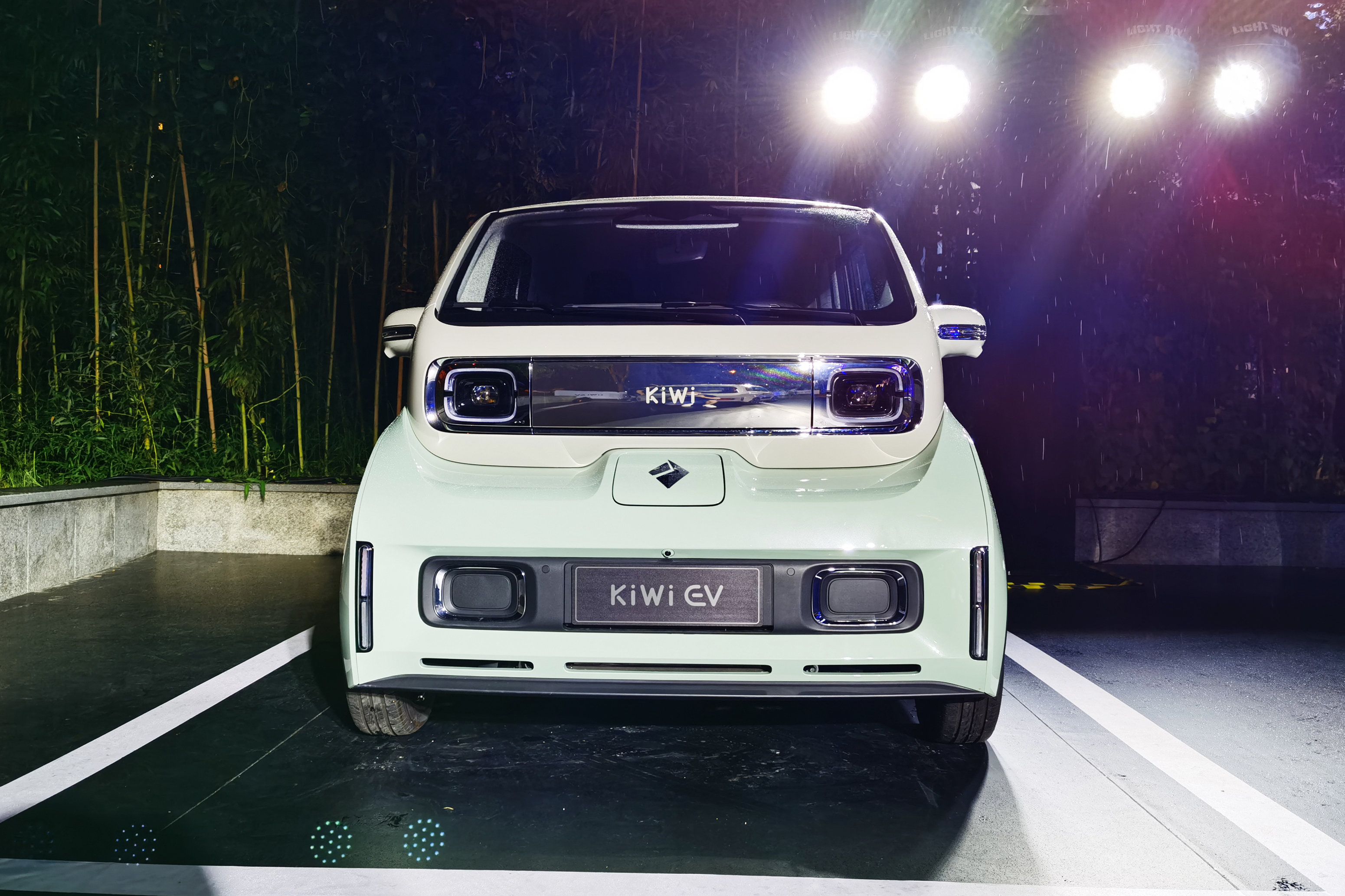 878万元起大疆车载加持新款宝骏kiwiev正式上市