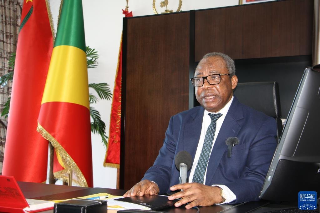 8月30日，刚果（布）执政党刚果劳动党总书记皮埃尔·穆萨在首都布拉柴维尔接受新华社记者专访。新华社发（基蒂纳摄）