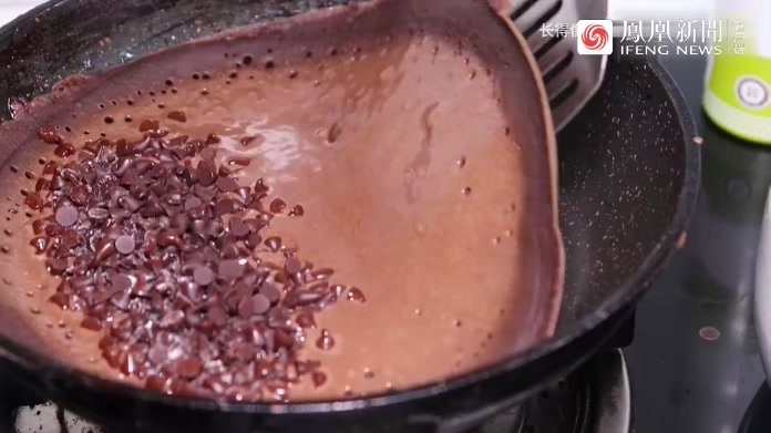 免烤箱，一口爆浆的巧克力厚松饼！做法简单巨好吃