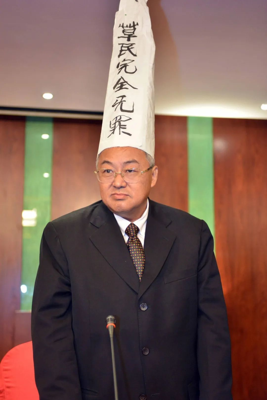 顾雏军提出百亿赔偿请求,最终获赔43万,为何差距这么大?__凤凰网