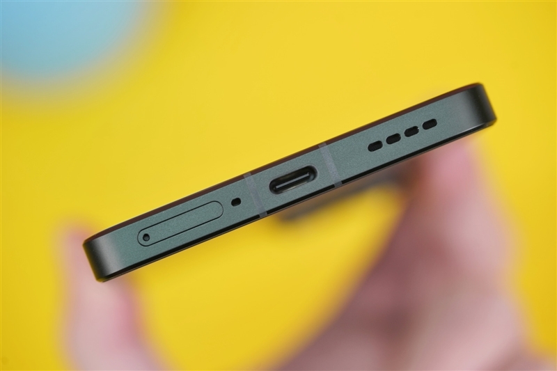 谁说轻薄没旗舰!真我GT2大师探索版首发评测:CPU、电池、快充都满分了