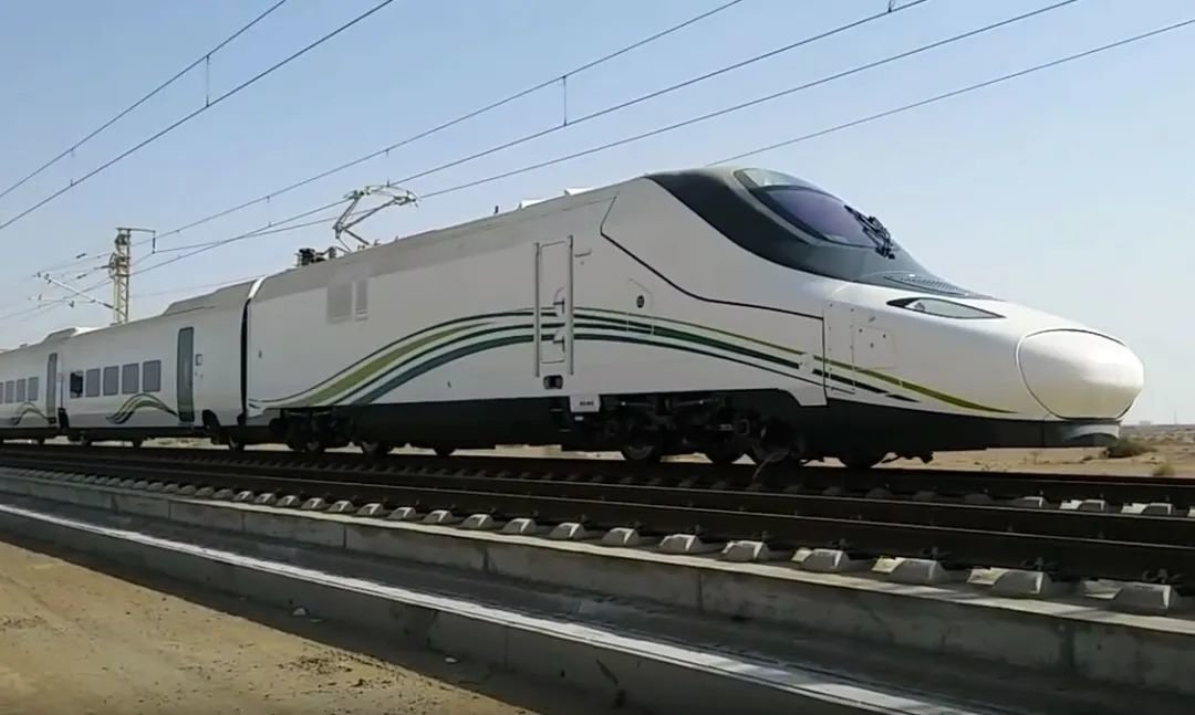 ▲中国承包了沙特高铁的基础建设工程