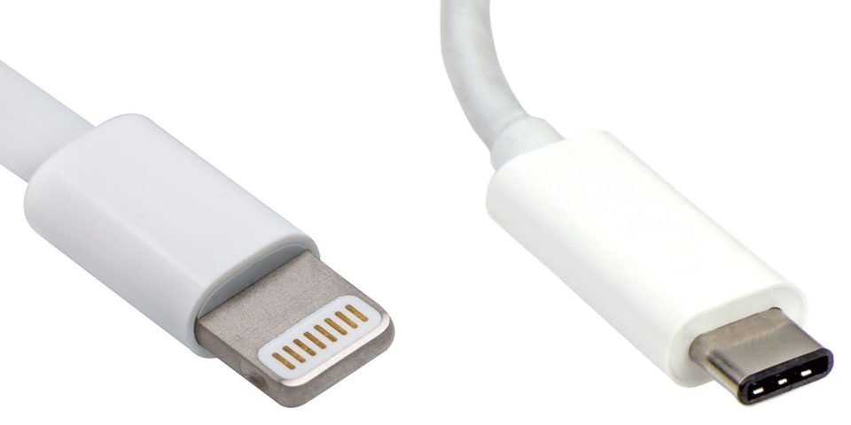 闪电接口(左)和USB-C接口(右)
