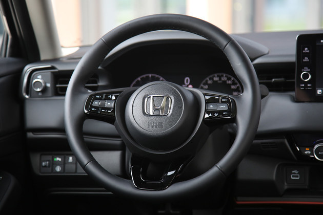 xr怎么测身高东风本田全新XR-V试驾 进化够彻底／继续卷同行儿_https://www.jmylbn.com_新闻资讯_第15张