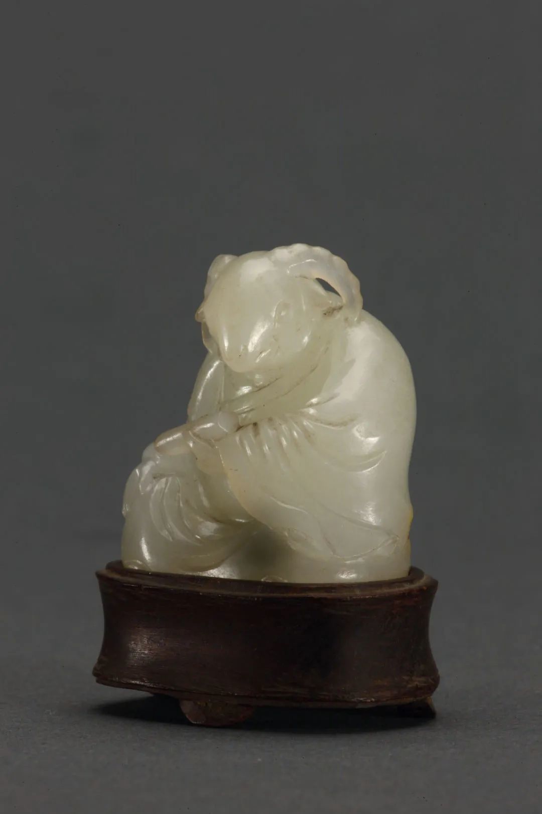 道教文物:青白玉十二地支将军雕像__凤凰网