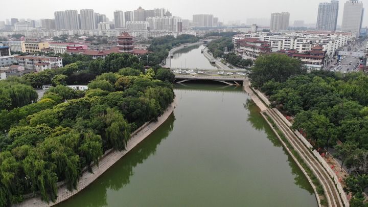 沧州市区段大运河景观带景色(2021年7月6日摄)