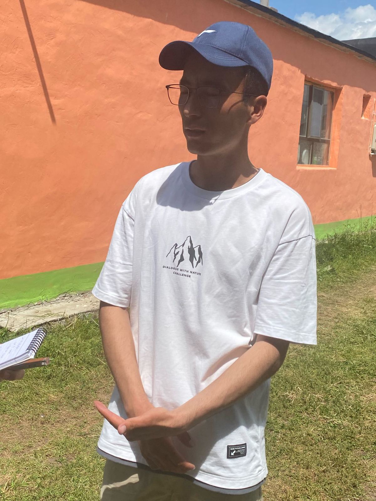 塞外江南民宿的老板巴合江·苏力坦阿很