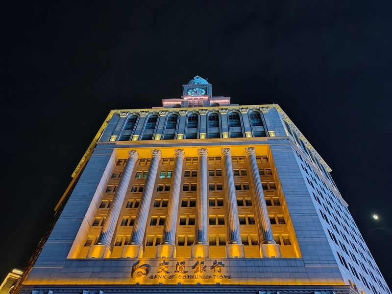 谁说轻薄没旗舰!真我GT2大师探索版首发评测:CPU、电池、快充都满分了