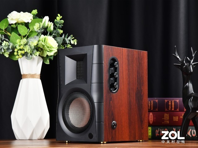 双声道260W太震撼 惠威D200为何能让一众烧友拍手叫绝?