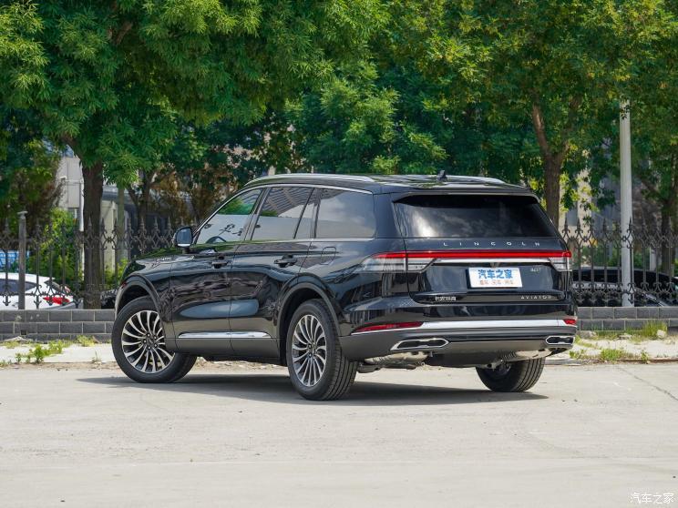 长安林肯 飞行家 2022款 3.0t v6 四驱尊雅版