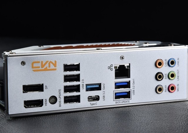 DIY从入门到放弃:主板挡板治疗低血压