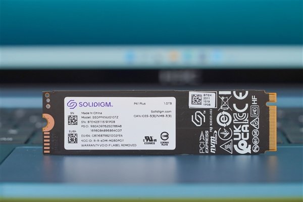 新一代QLC!Solidigm P41 Plus 1TB固态硬盘