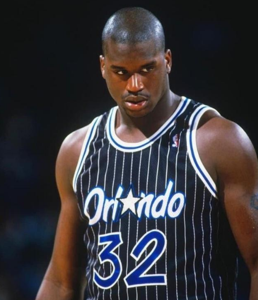 奥尼尔生涯合同盘点,2次签下7年长约,38岁仍然年薪2000万__凤凰网