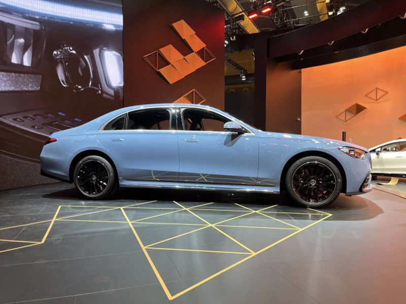 2022粤港澳大湾区车展奔驰s500l定制版亮相