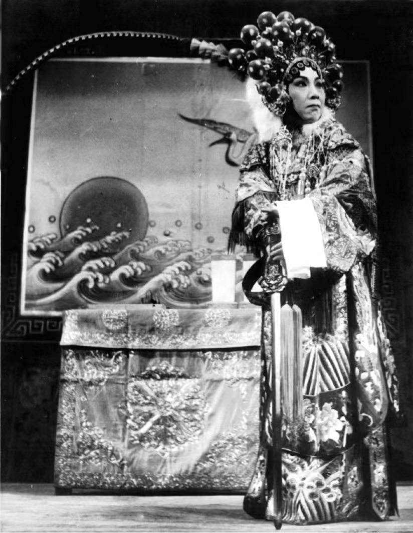 筱文艳《女审》