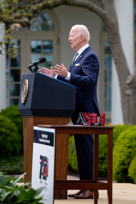 美国总统拜登在华盛顿白宫发表讲话