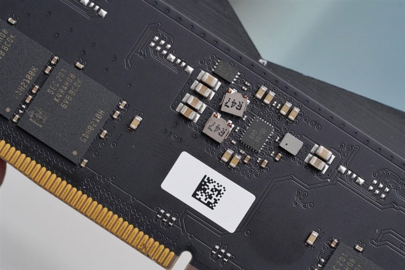 ROG信仰加持仅2299元!XPG龙耀LANCER RO姬联名DDR5-6000评测:超频后延迟媲美DDR4